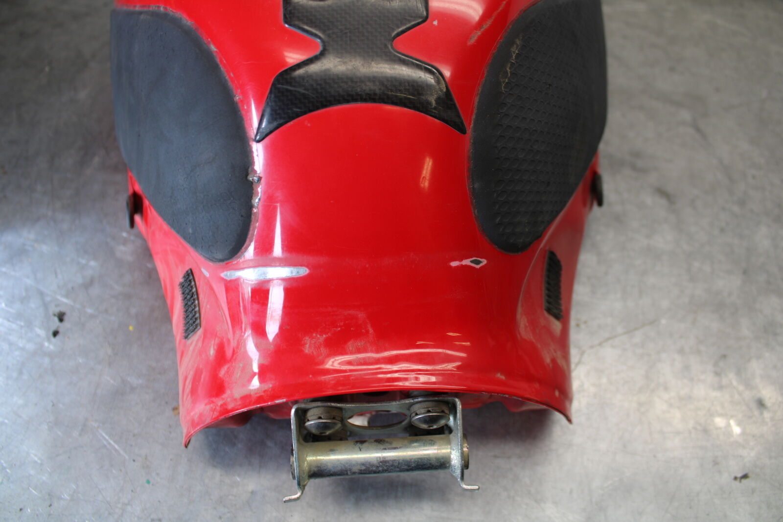 06-07 SUZUKI GSXR 600 GAS TANK FUEL CELL PETROL RESERVOIR BB694