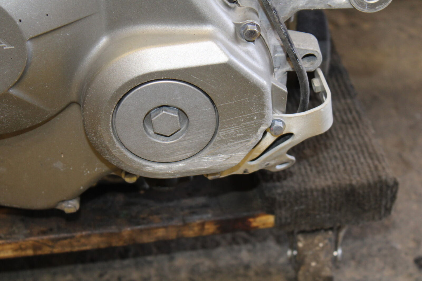 05-06 HONDA CBR600RR ENGINE MOTOR   BB689