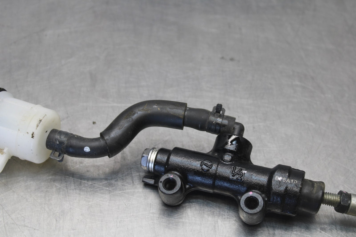 23-26 KAWASAKI NINJA ZX4RR REAR BACK BRAKE MASTER CYLINDER W RESERVOIR BB898