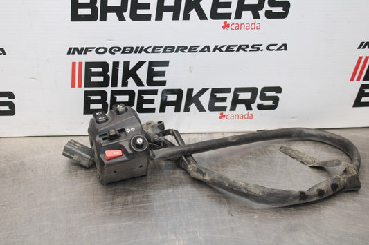 15 TRIUMPH TIGER 800 LEFT CLIP ON HANDLE HORN SIGNALS SWITCH SWITCHES BB873