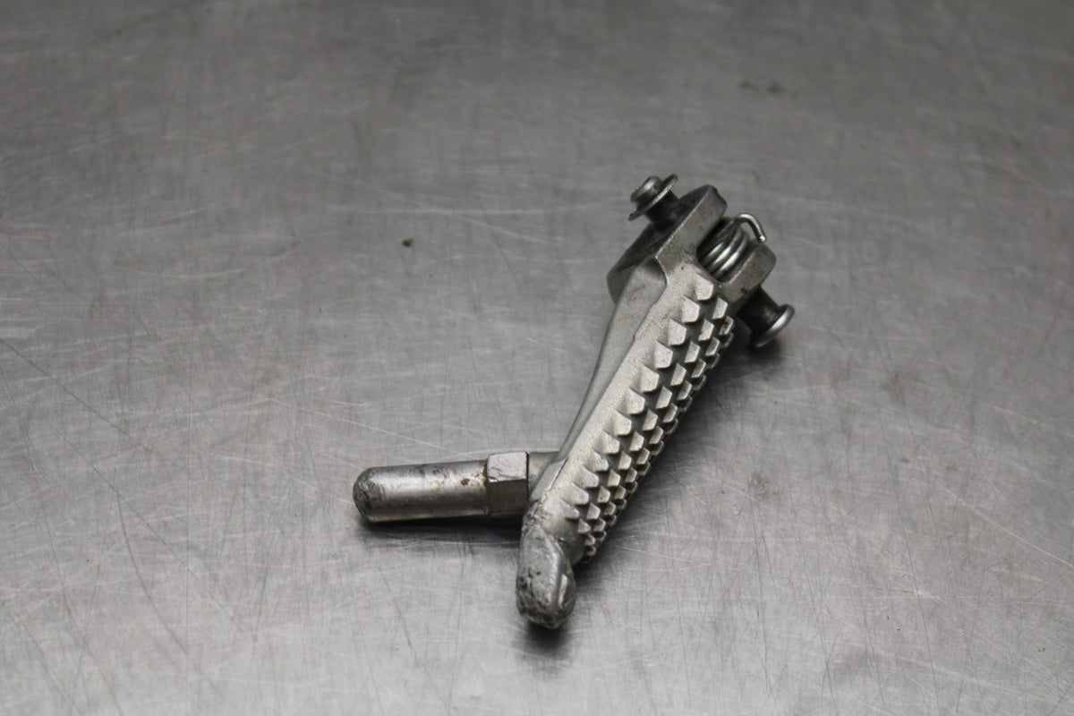23-26 KAWASAKI NINJA ZX4RR RIGHT FRONT FOOT REST PEG STEP BB898