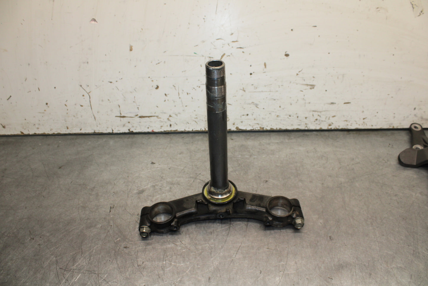 15-16 HONDA CB300F FRONT FORKS CLAMP LOWER TRIPLE TREE STEM BB740