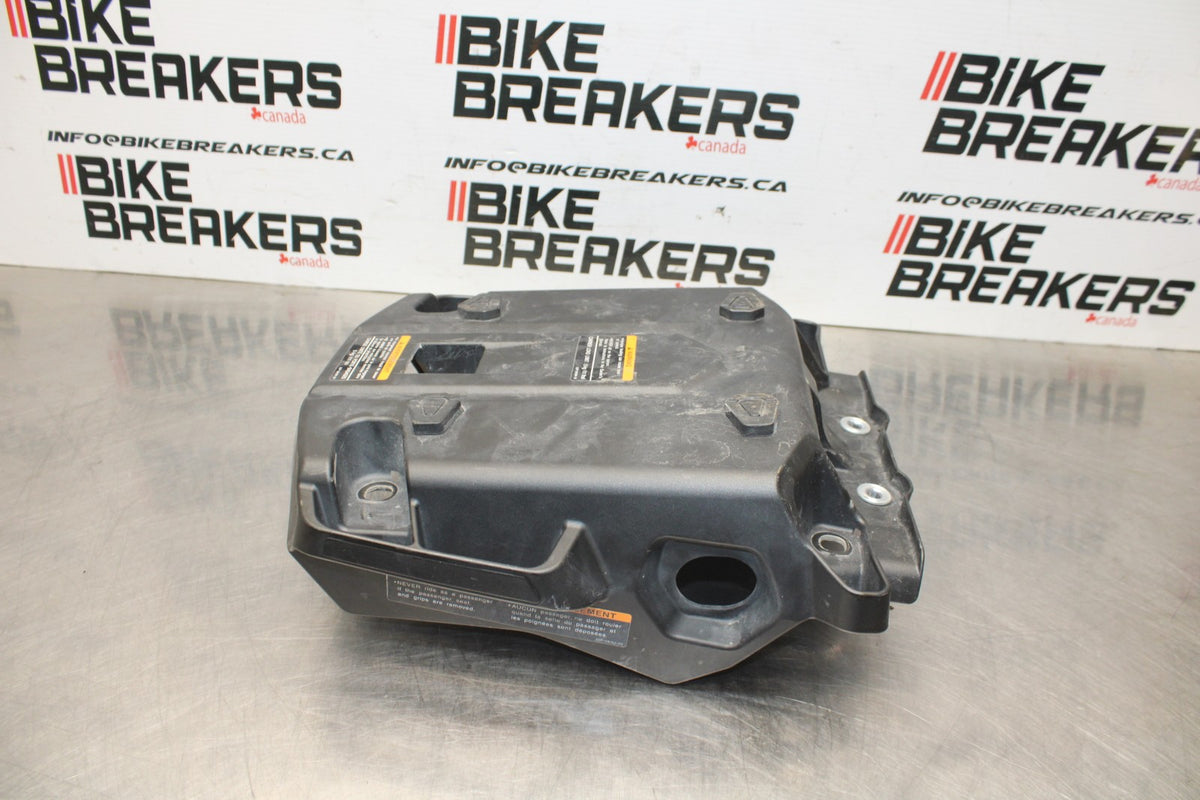 18 YAMAHA SUPER TENERE CENTER REAR BACK TAIL FAIRING COVER TRIM COWL BB832