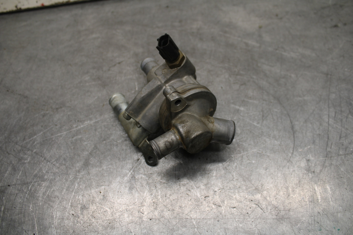 14-15 YAMAHA V STAR 1300 XVS1300CT TOURER THERMOSTAT W HOUSING ASSEMBLY BB722