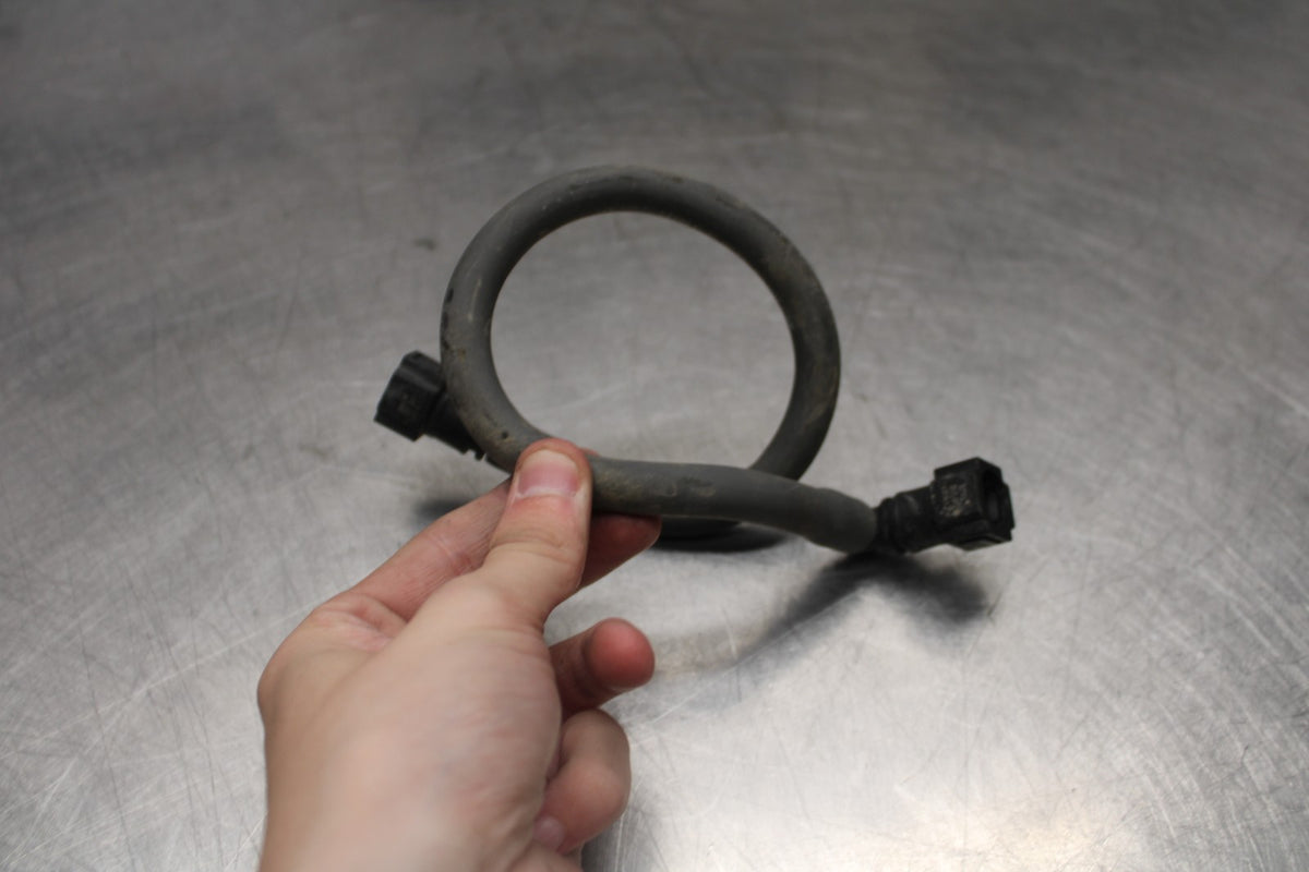 05-08 TRIUMPH SPEED TRIPLE 1050 FUEL HOSE GAS LINE TUBE PIPE BB933