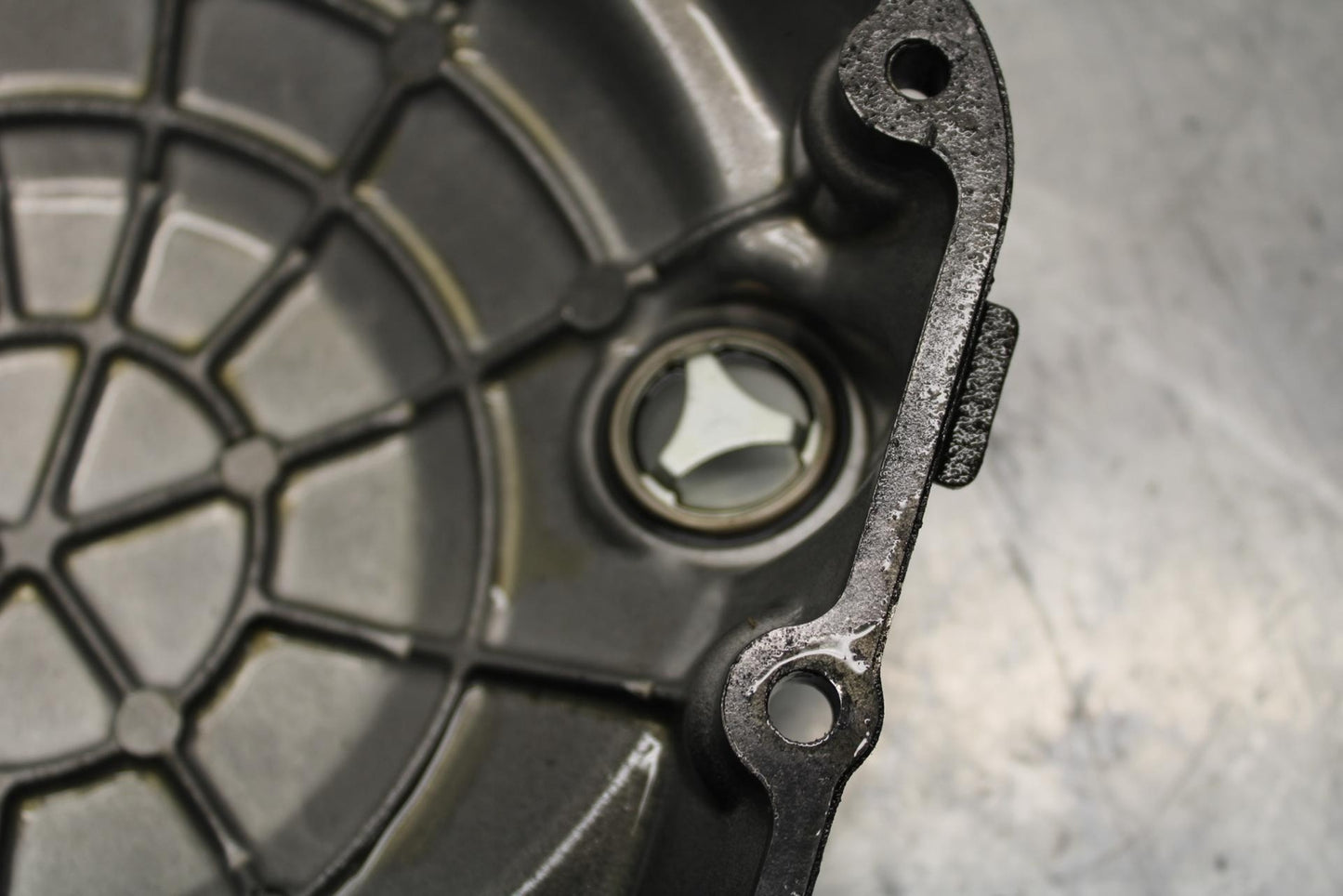 2012 Kawasaki Ninja ZX14R ZX1400E CLUTCH SIDE ENGINE MOTOR COVER BB60