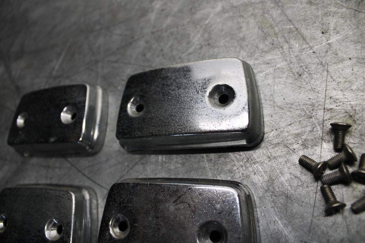 1982 Suzuki GS450L ENGINE CAM CAP COVER BB52