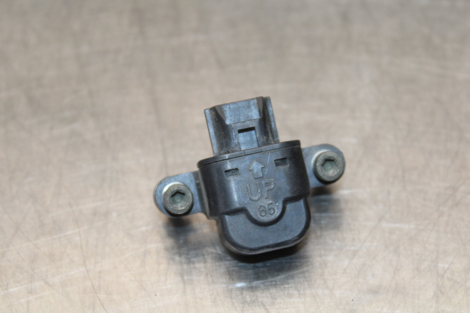 04-05 KAWASAKI NINJA ZX10R TIP OVER BANK ANGLE CRASH SENSOR SWITCH  BB163