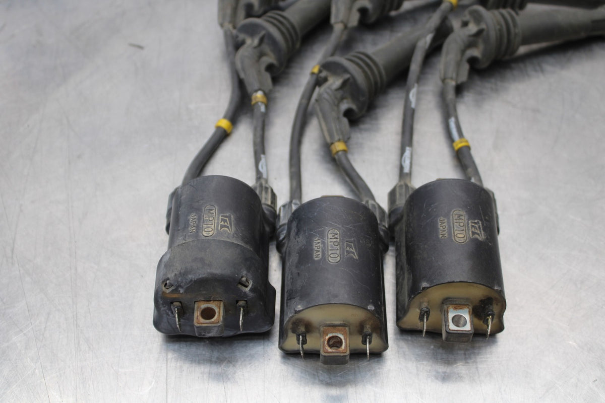 05 TRIUMPH ROCKET III IGNITION COILS BB186