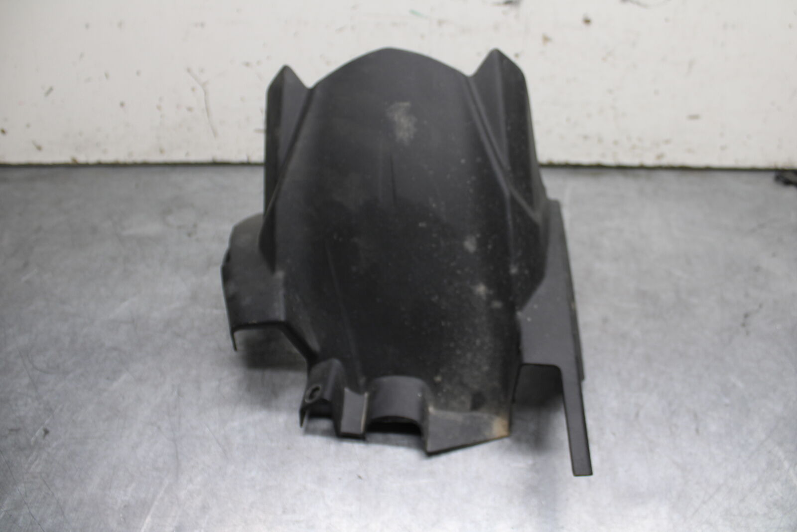 18-24 KAWASAKI NINJA 650 REAR BACK WHEEL TIRE HUGGER FENDER BB725