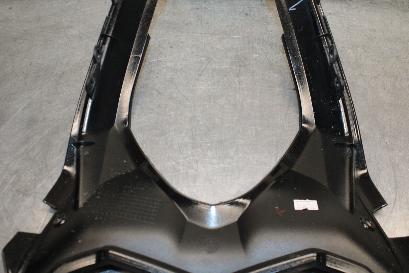 19-22 KAWASAKI Z400 CENTER REAR BACK TAIL FAIRING COWL BB738