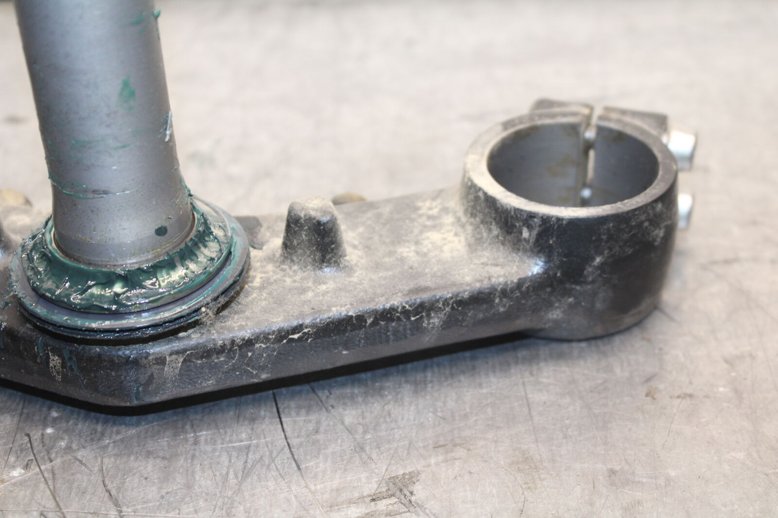 18-23 KAWASAKI NINJA 400 EX400 ABS FRONT FORKS CLAMP LOWER TRIPLE TREE BB747