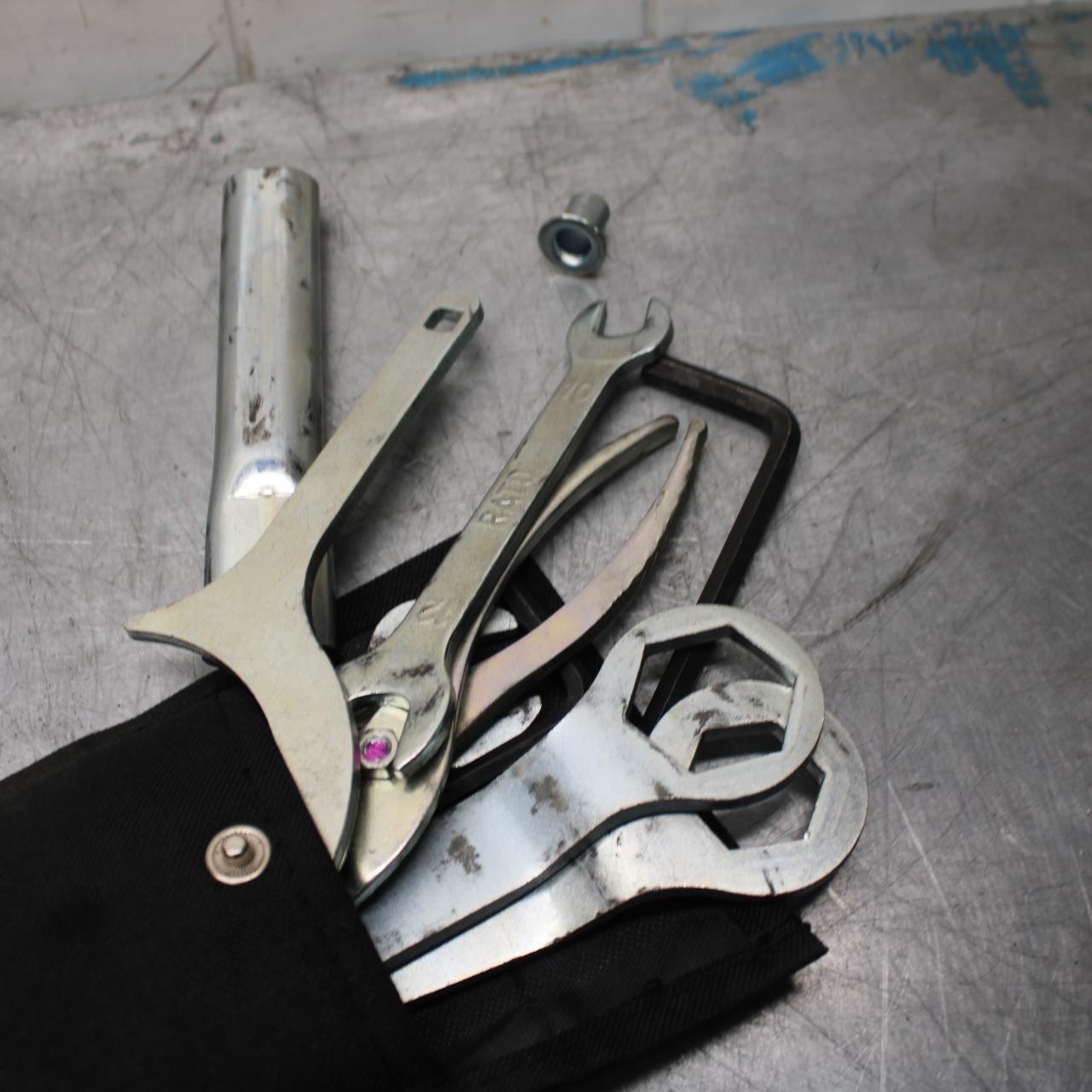 12-17 KAWASAKI NINJA 650 STOCK TOOLS OEM TOOL BAG KIT SET BB470