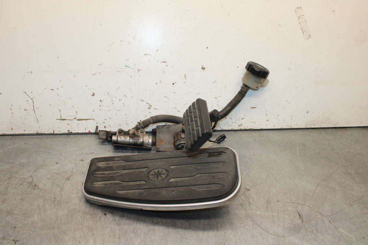 99-00 YAMAHA V STAR 1100 RIGHT FRONT FOOT REST PEG STEP BB711