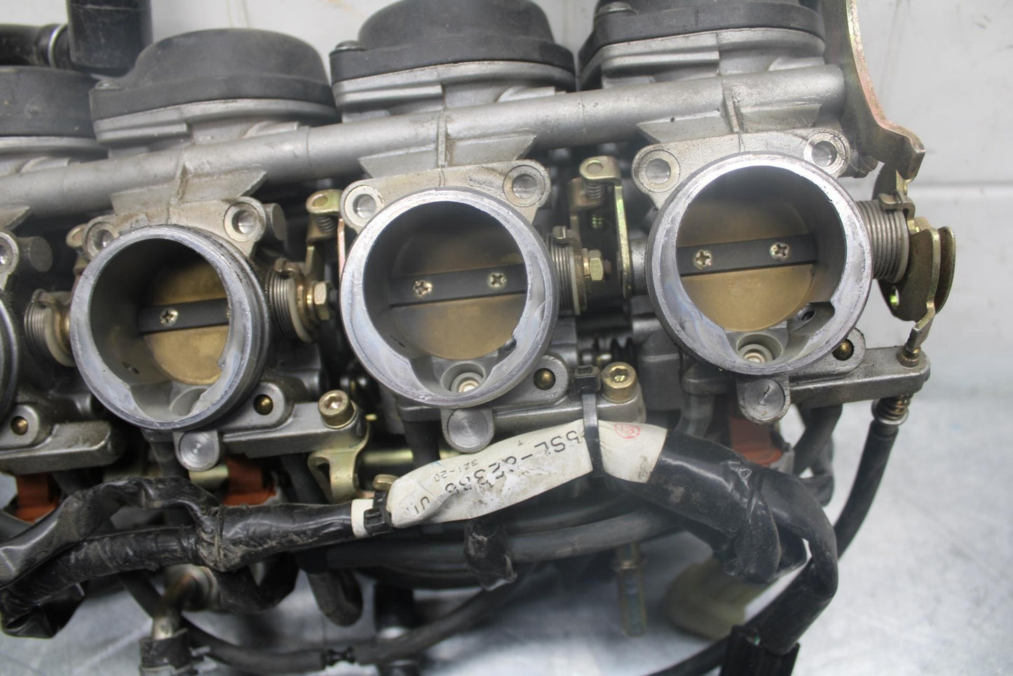05 YAMAHA YZF R6S MAIN FUEL INJECTORS / THROTTLE BODIES BB462