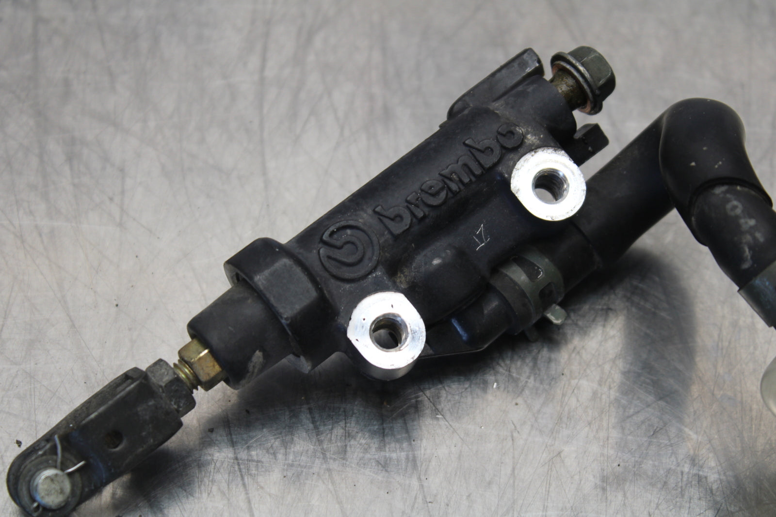 04 YAMAHA ROAD STAR XV1700A REAR BACK BRAKE MASTER CYLINDER W RESERVOIR BB155