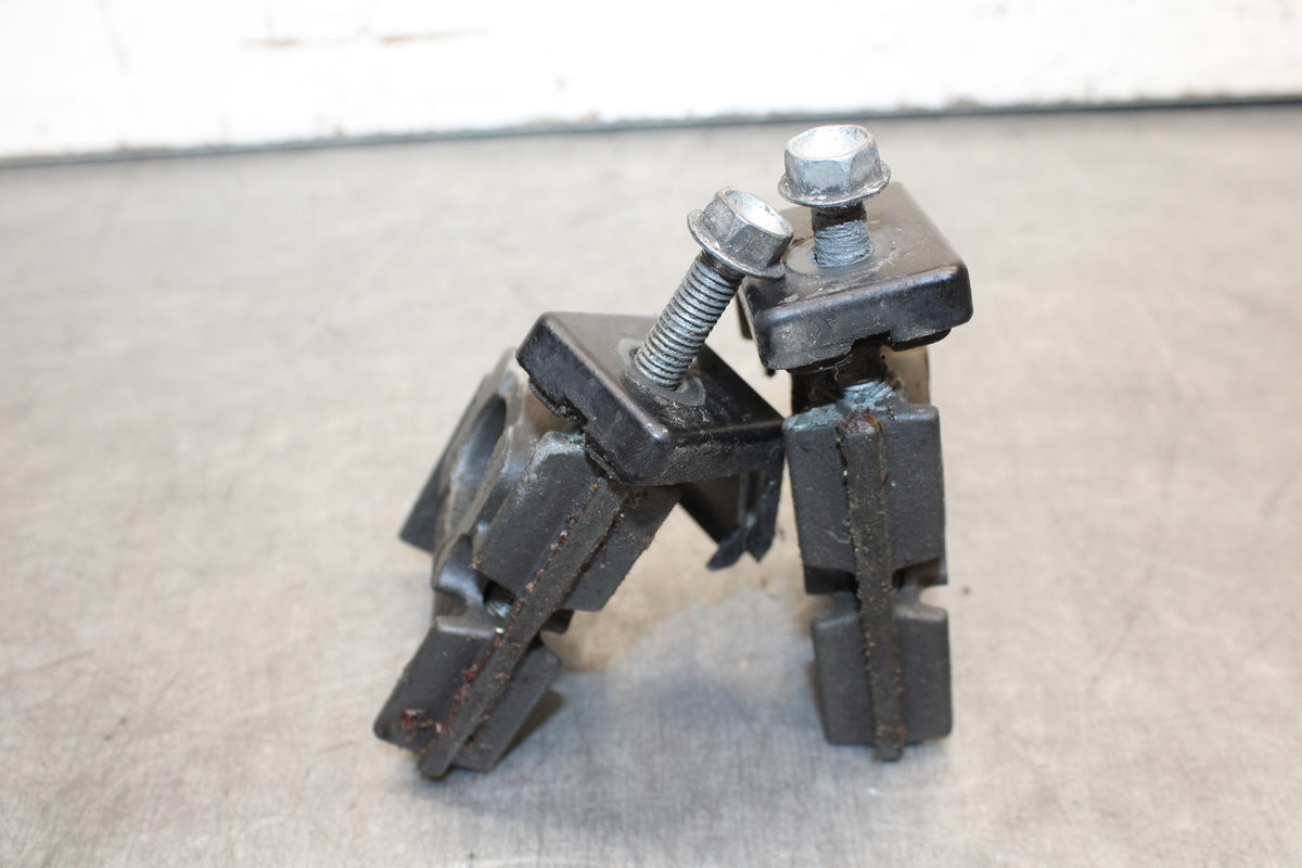 06-07 DUCATI MONSTER 695 SWINGARM CHAIN TENSIONER ADJUSTMENT BRACKETS BB674