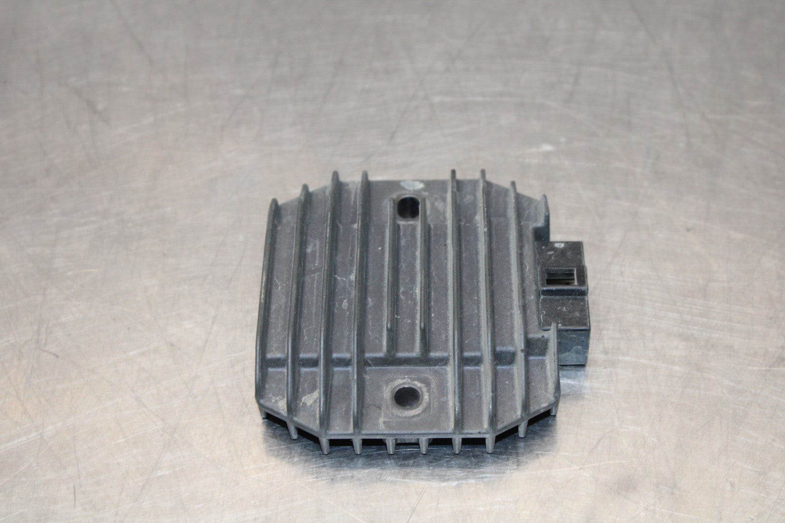 08-18 KAWASAKI KLR650 RECTIFIER VOLTAGE REGULATOR BB183