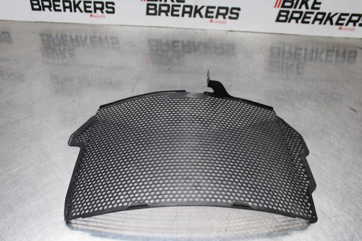 18 YAMAHA YZF R1 ENGINE RADIATOR MOTOR COOLER COVER GUARD BB838