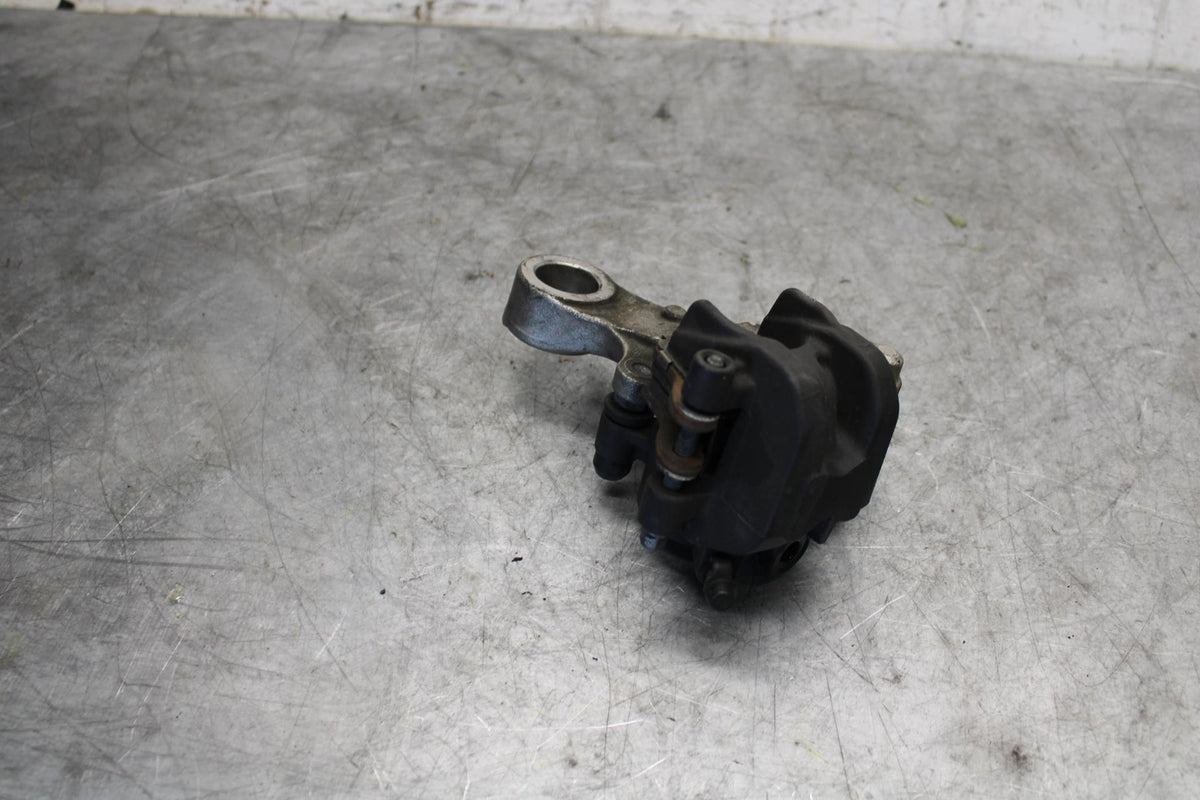 07-12 HONDA CBR600RR REAR BACK BRAKE CALIPER W MOUNT BRACKET 43150-MFJ-D01 BB542