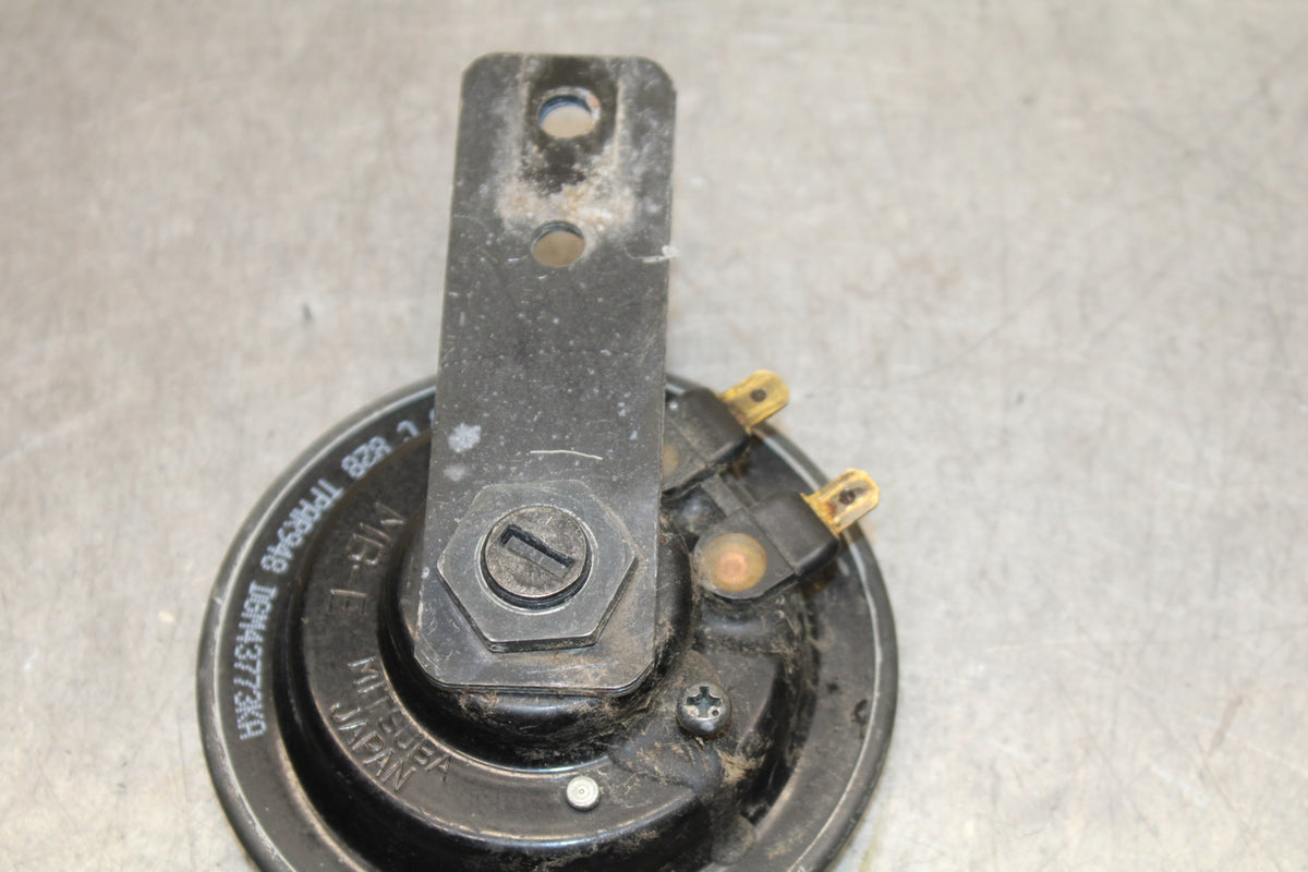 04-12 HONDA ST1300A HORN SIGNAL (ITEM A) BB669