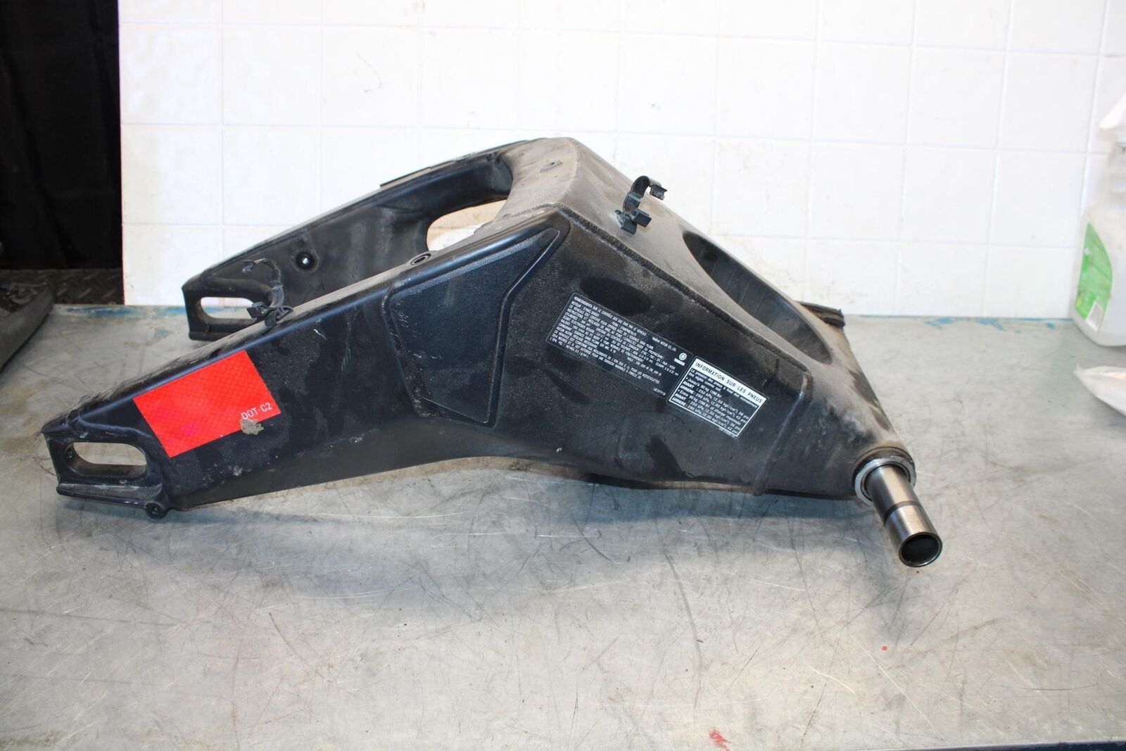 08-16 YAMAHA YZF R6 REAR SWINGARM BACK SUSPENSION SWING ARM BB431