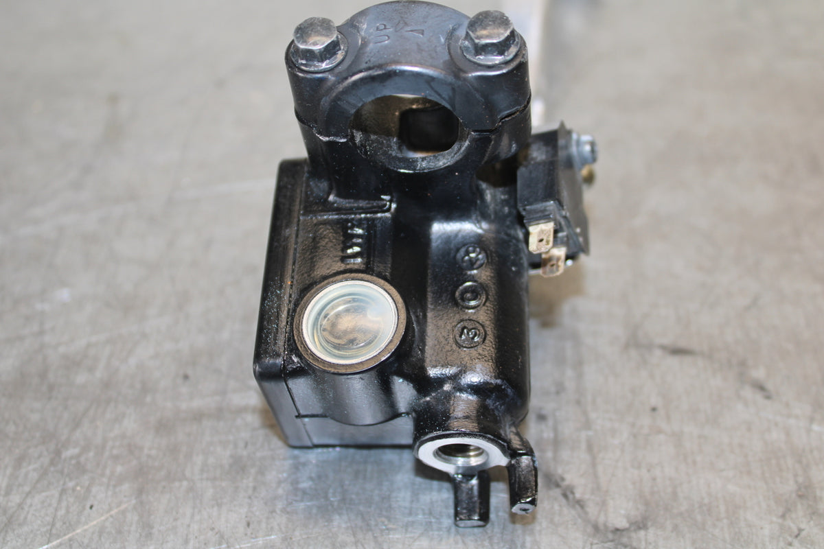 13-15 HONDA CBR500R FRONT BRAKE MASTER CYLINDER w/ LEVER 45510-MGZ-305 BB704