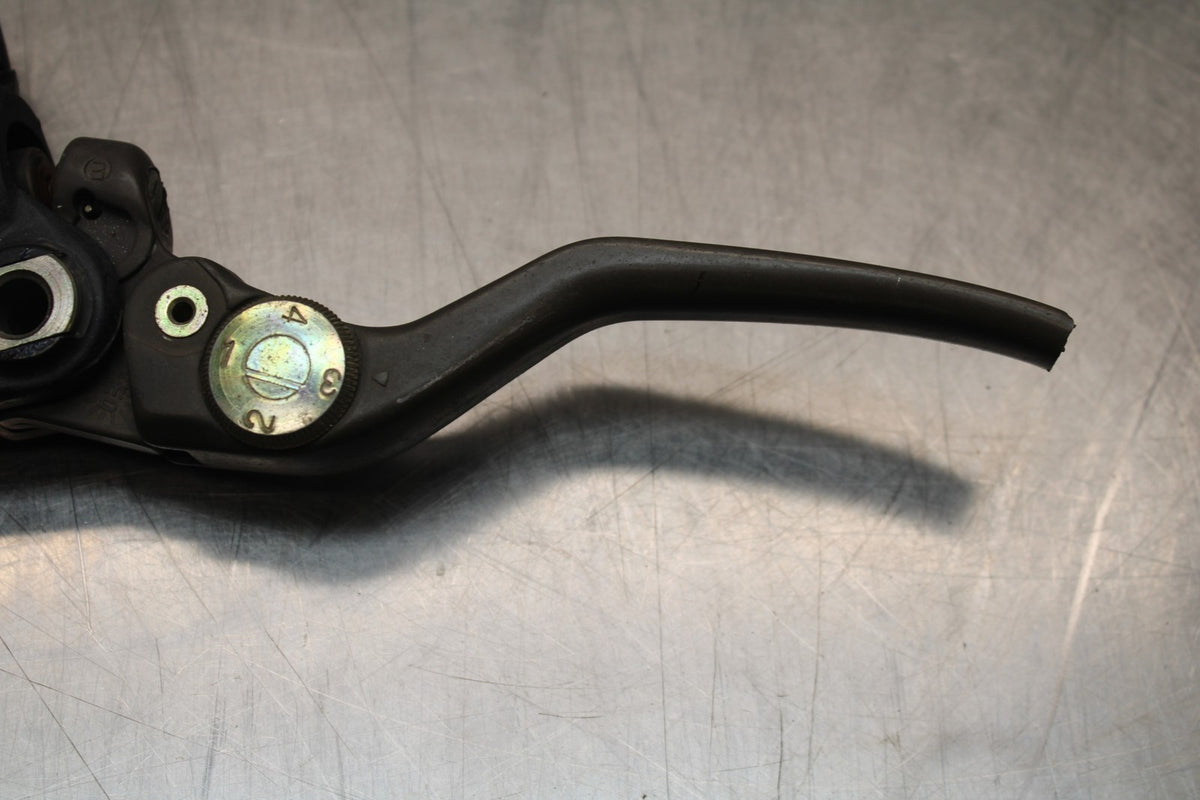 02 DUCATI MONSTER 620 HYDRAULIC CLUTCH MASTER CYLINDER BB851