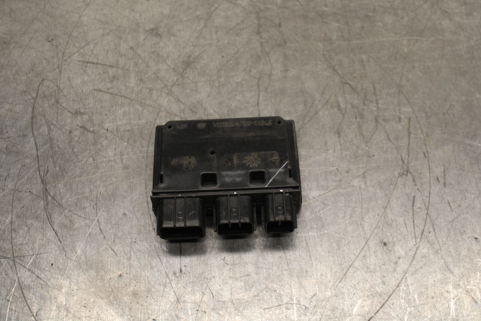 19-22 KAWASAKI Z400 RELAY ASSEMBLY FUSE BOX BB738