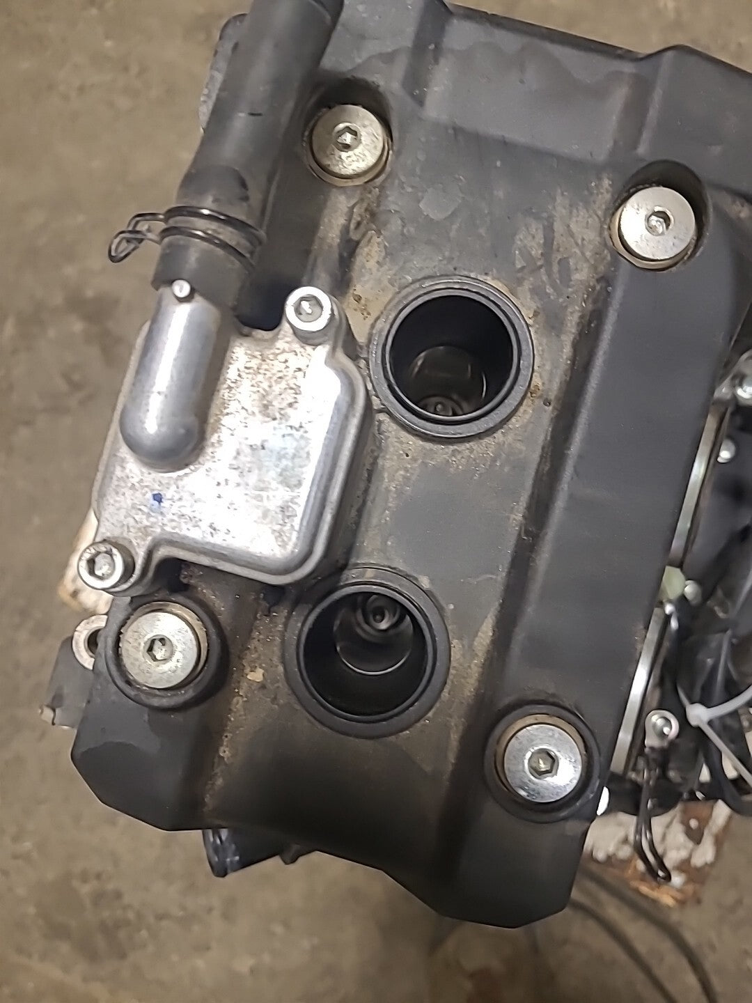 19-21 YAMAHA YZF R3 ENGINE MOTOR BB588