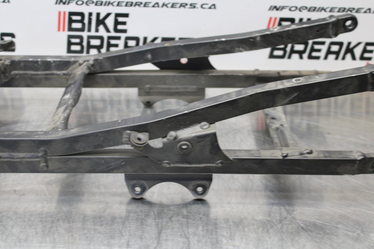 04-05 KAWASAKI NINJA ZX10R REAR SUBFRAME BACK SUB FRAME BB163