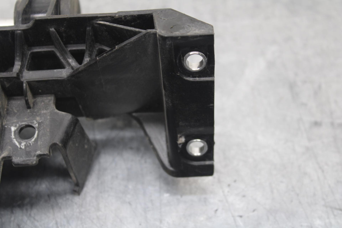 2016 BMW S1000R ABS FRONT GAS TANK BRACKET MOUNT BB604