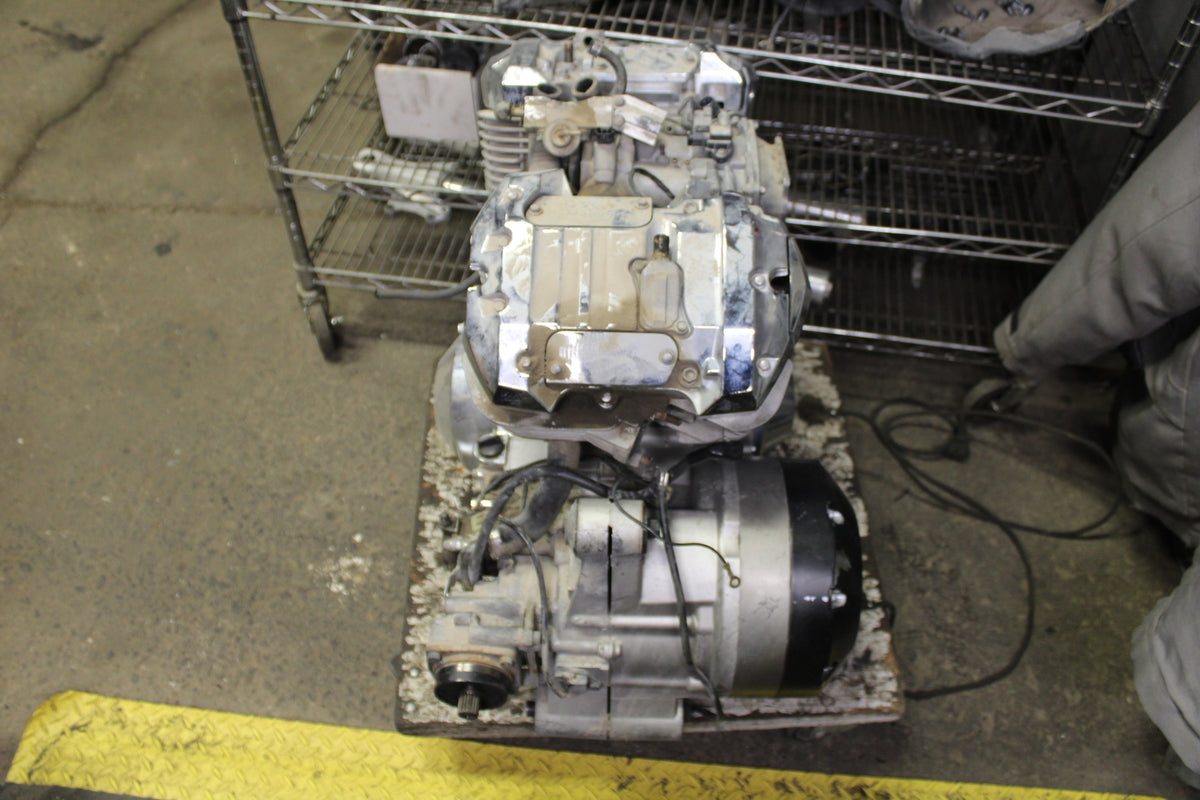 02-04 HONDA VTX1800S ENGINE MOTOR BB712