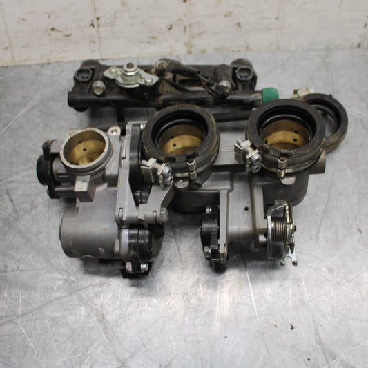 17-19 YAMAHA FZ09 MAIN FUEL INJECTORS / THROTTLE BODIES BB480