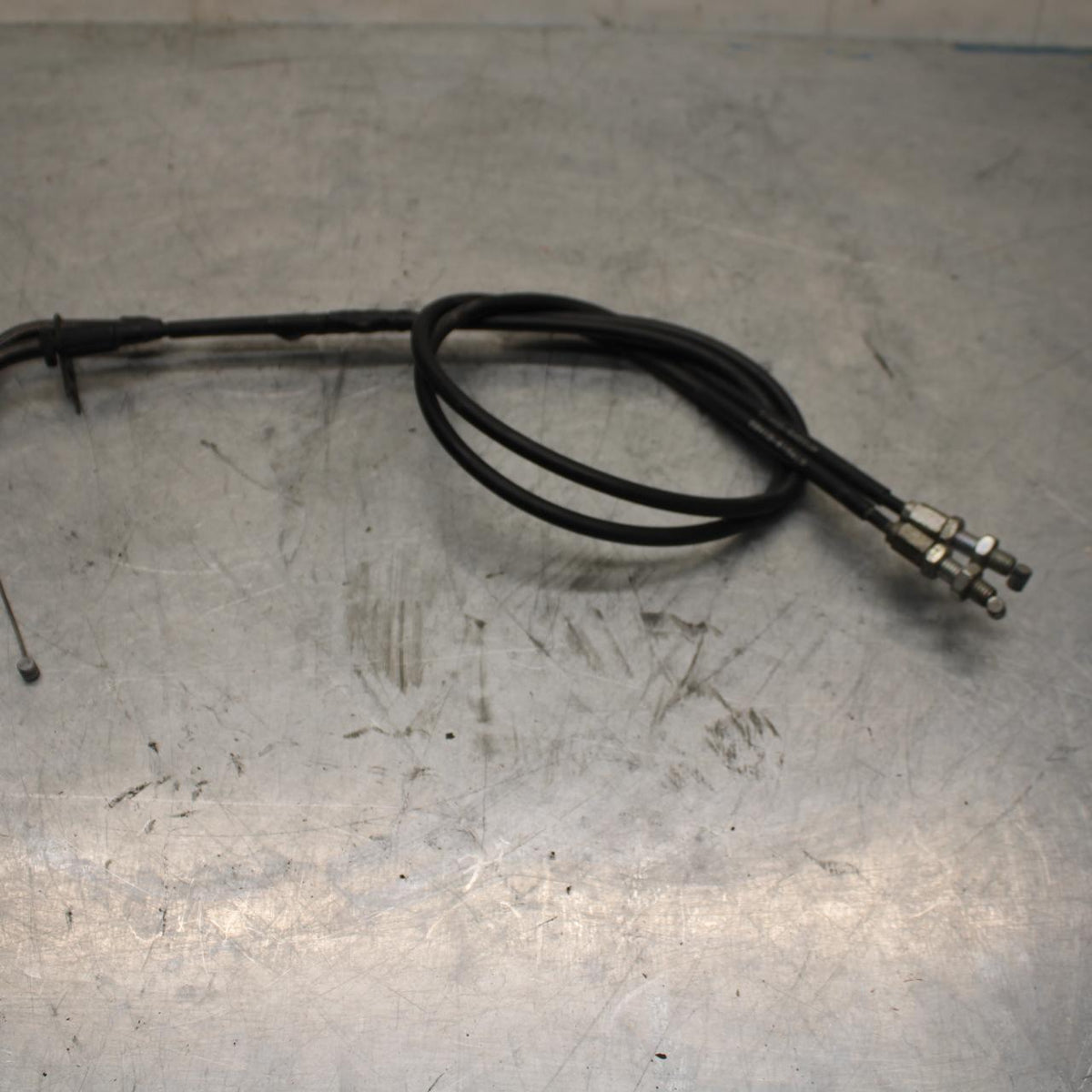 06-07 SUZUKI GSXR750 THROTTLE CABLES LINES BB424