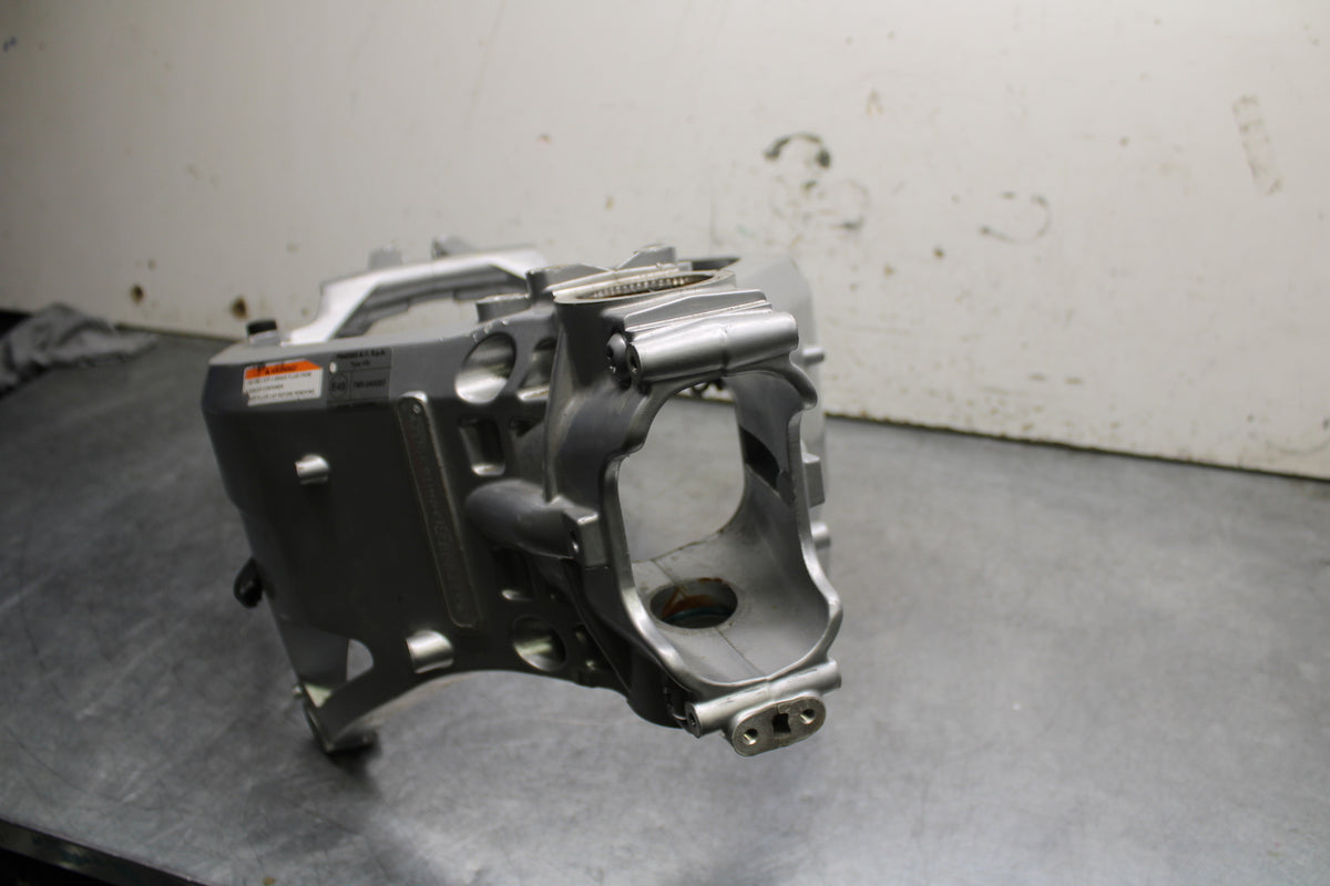 21-24 APRILIA TUONO 660 FACTORY FRAME CHASSIS BB733