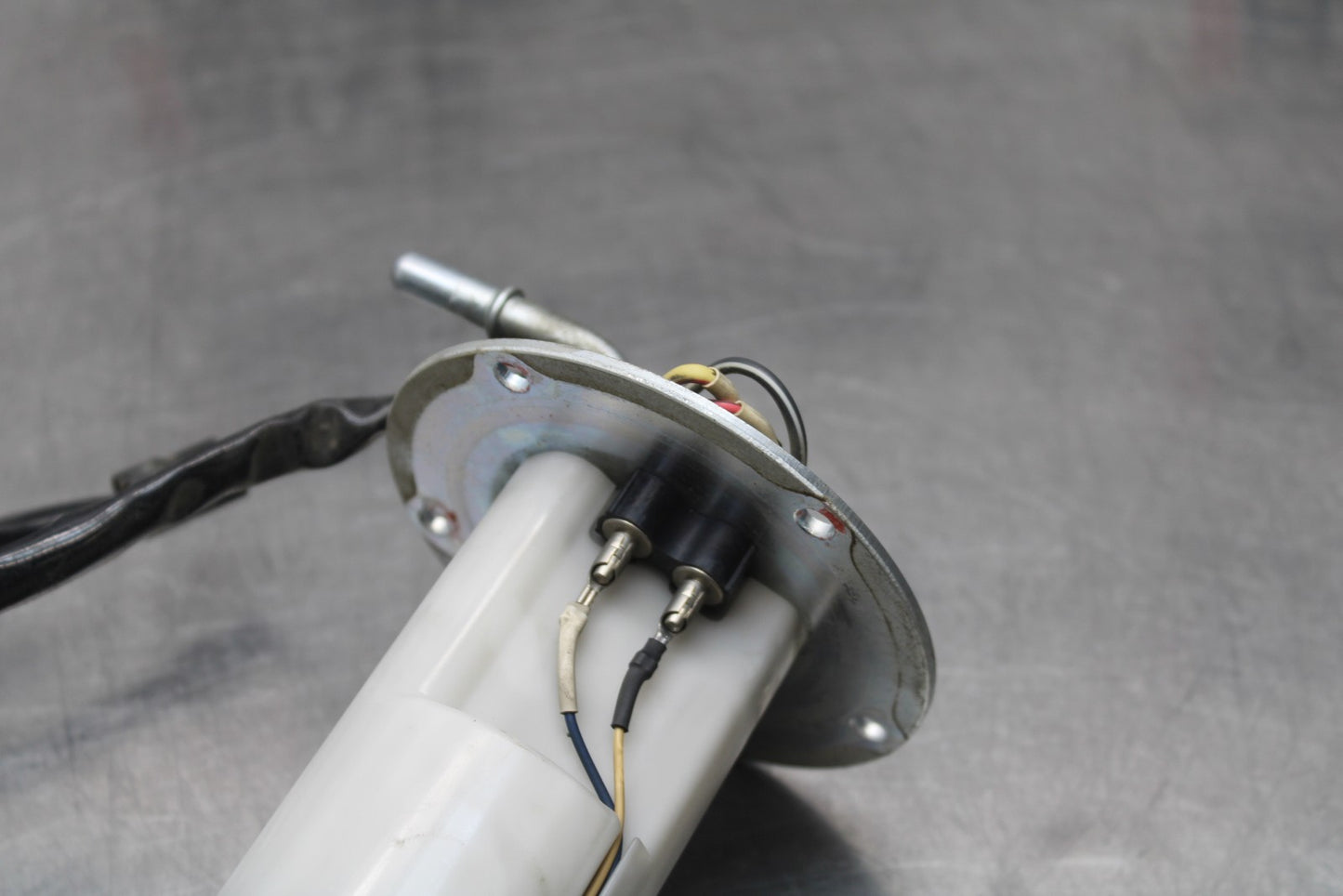 08 KAWASAKI NINJA ZX10R FUEL PUMP GAS PETROL SENDER UNIT BB201