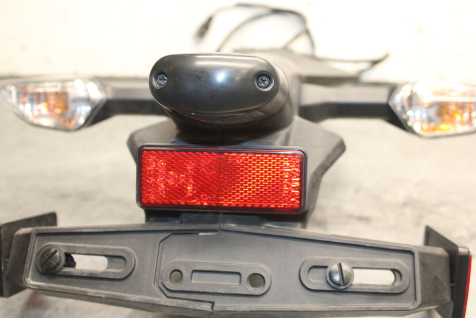 18-24 KAWASAKI NINJA 650 REAR BACK FENDER MUD GUARD BB725