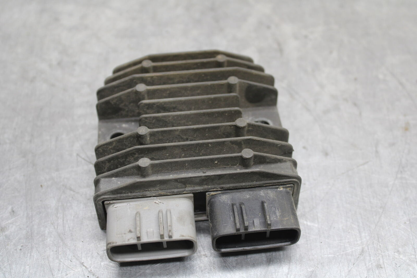 06-07 KAWASAKI NINJA ZX10R RECTIFIER VOLTAGE REGULATOR BB115