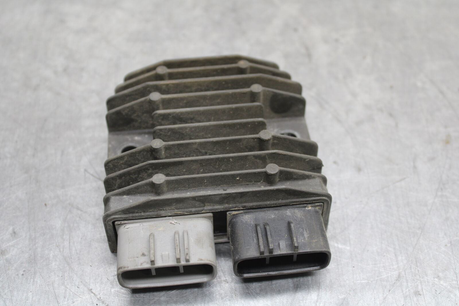 06-07 KAWASAKI NINJA ZX10R RECTIFIER VOLTAGE REGULATOR BB115