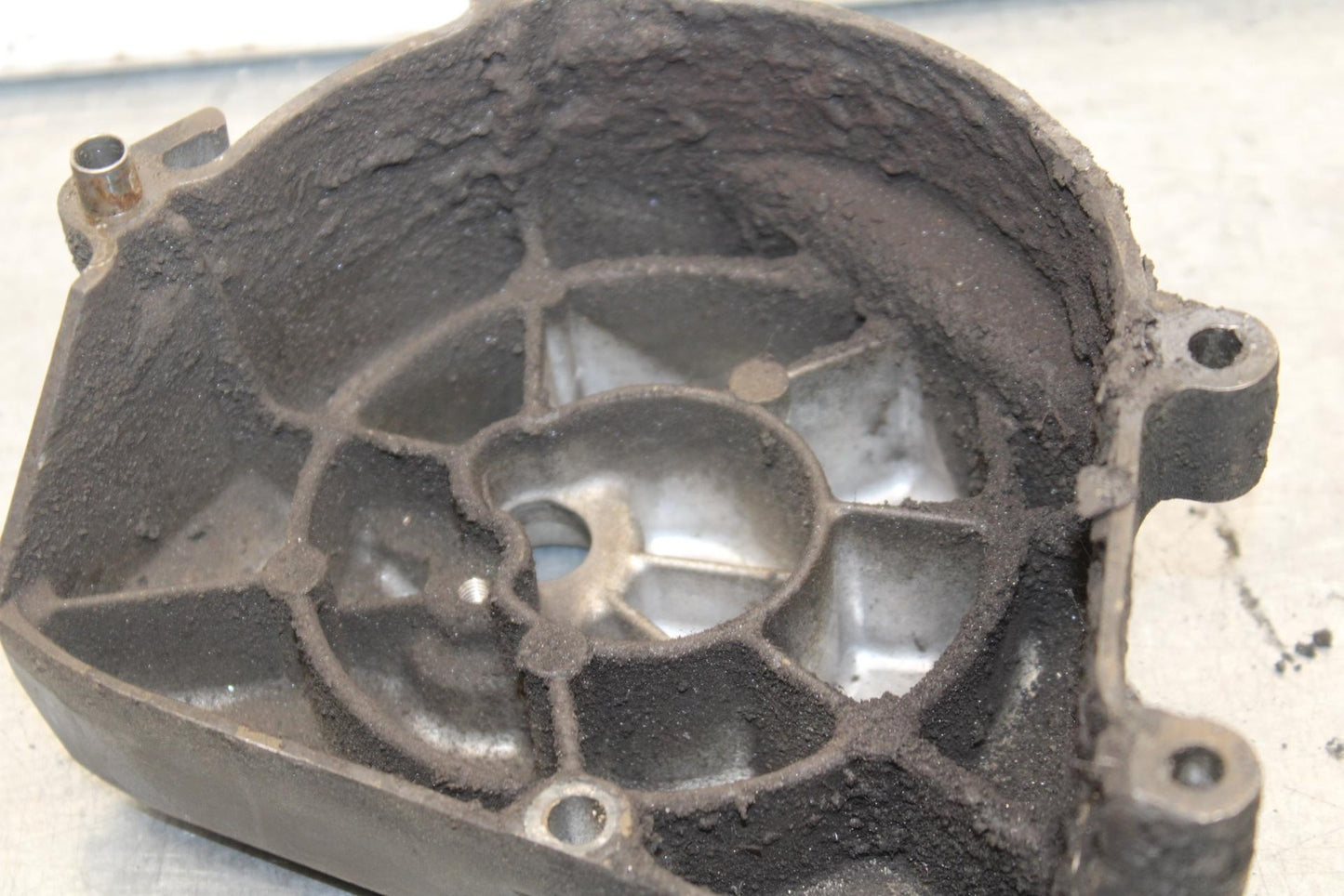 03-04 KAWASAKI NINJA ZX6RR ENGINE SPROCKET COVER BB105