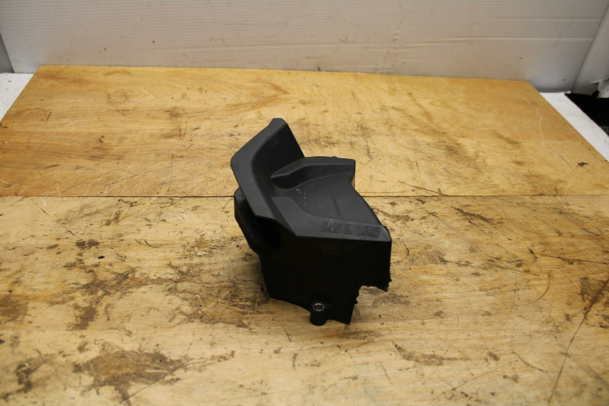 07-08 YAMAHA YZF R1 ENGINE SPROCKET COVER BB333