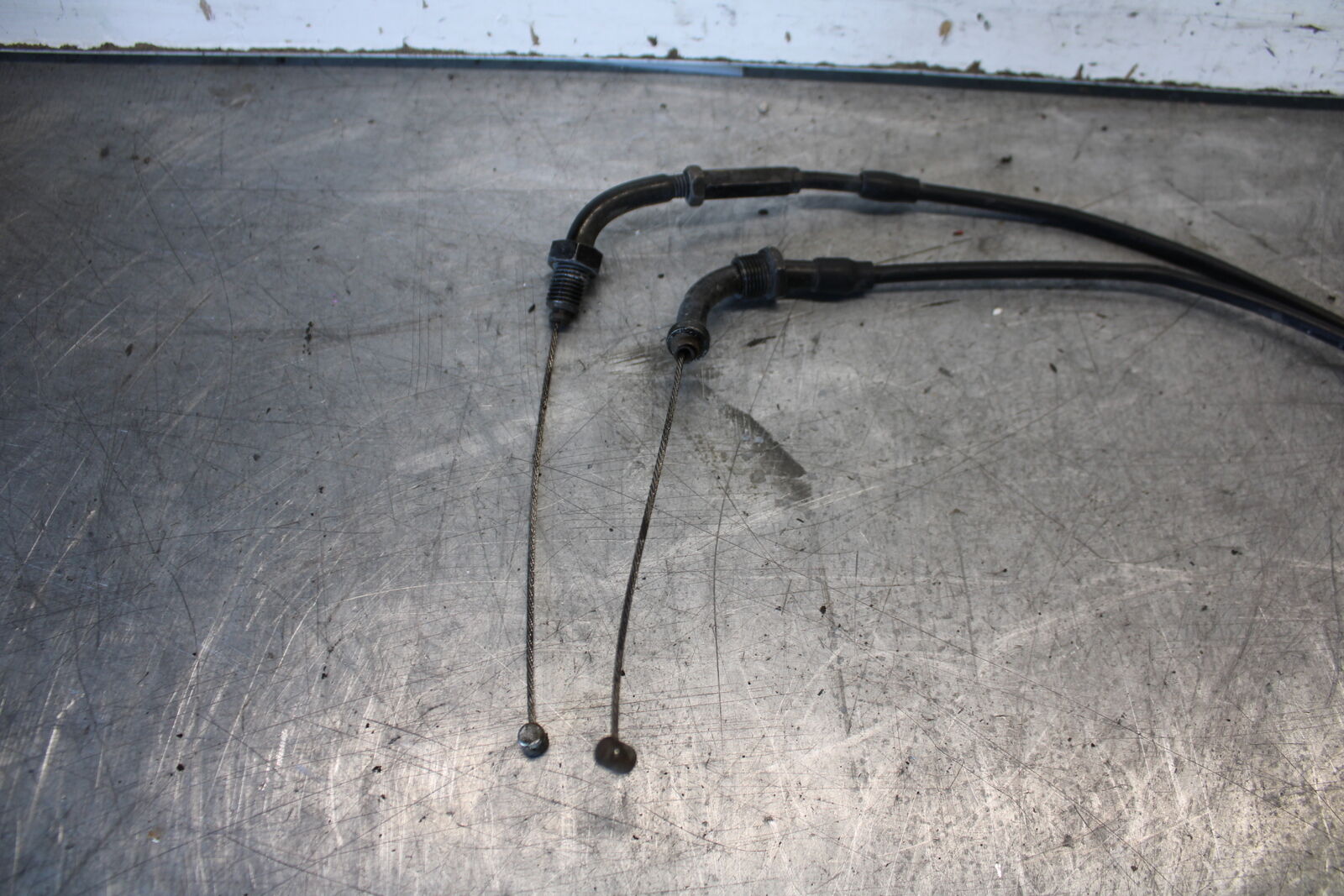 03-04 HONDA CBR600RR THROTTLE CABLES LINES 17910-MBW-D20 17920-MBW-D20 BB661