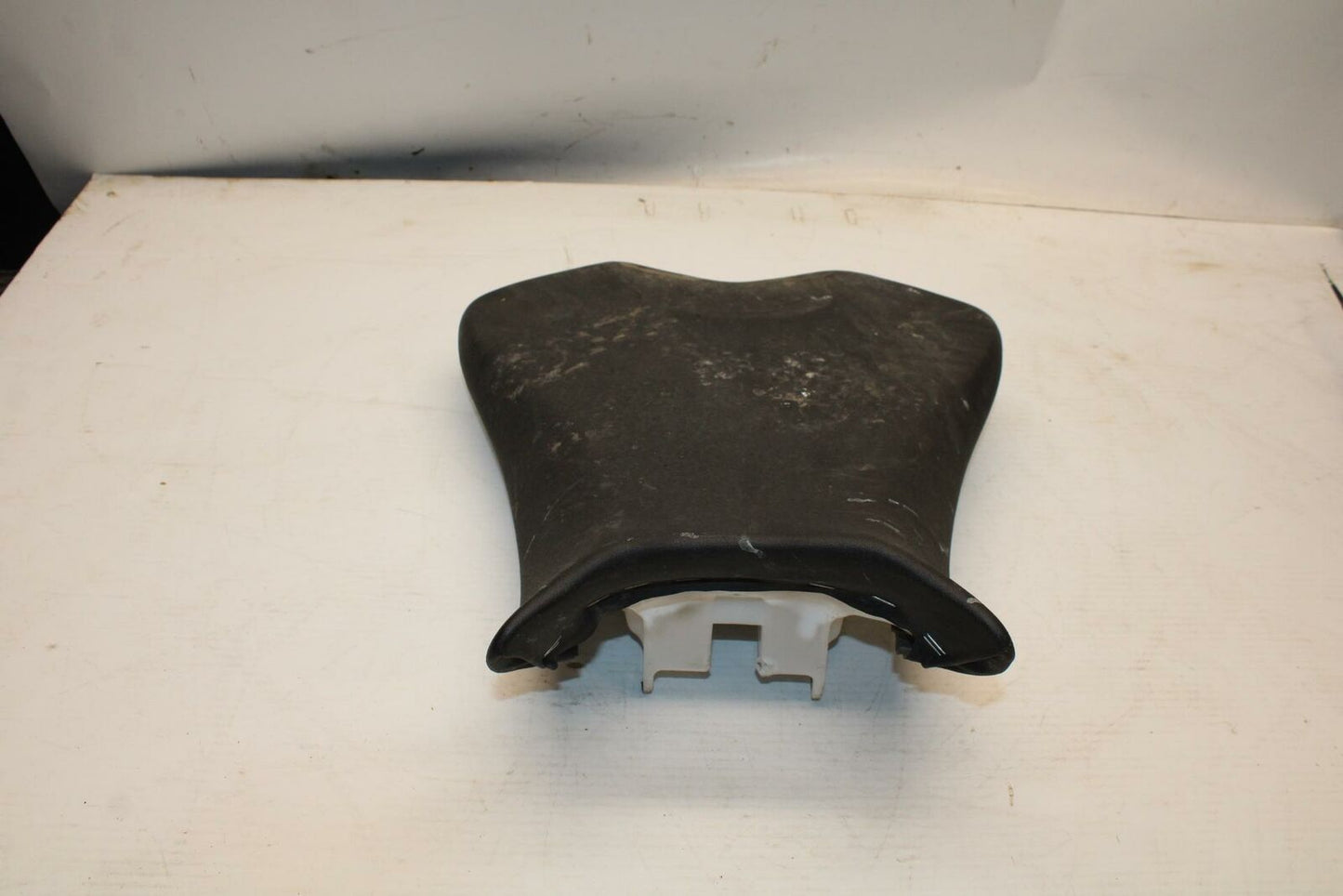 13-18 KAWASAKI NINJA ZX6R FRONT DRIVERS SEAT PAD SADDLE PILLION BB353