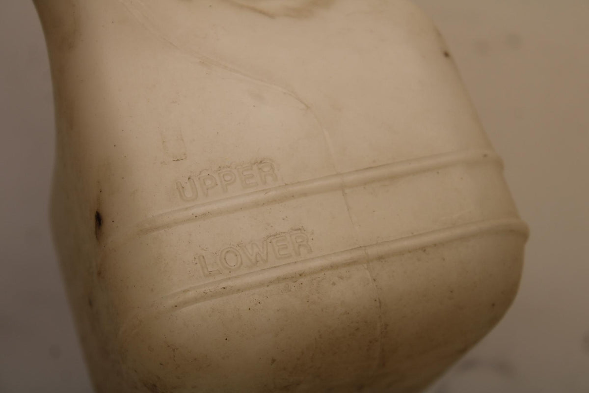 11-19 HONDA CBR125R COOLANT WATER TANK RESERVOIR BOTTLE BB105