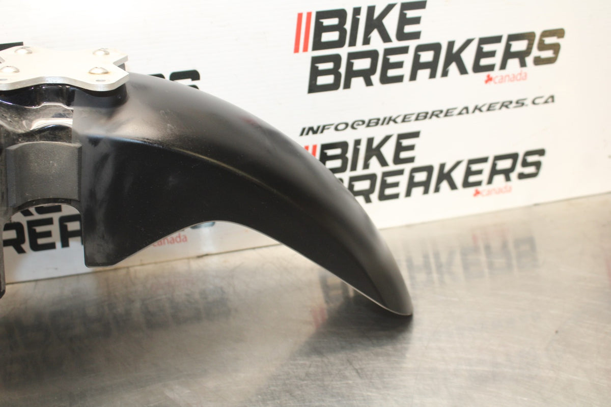 15 SUZUKI GW250F FRONT WHEEL FENDER COWL FAIRING BB789