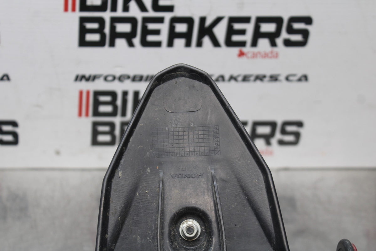 15-19 HONDA CBR300R REAR BACK FENDER MUD GUARD BB800