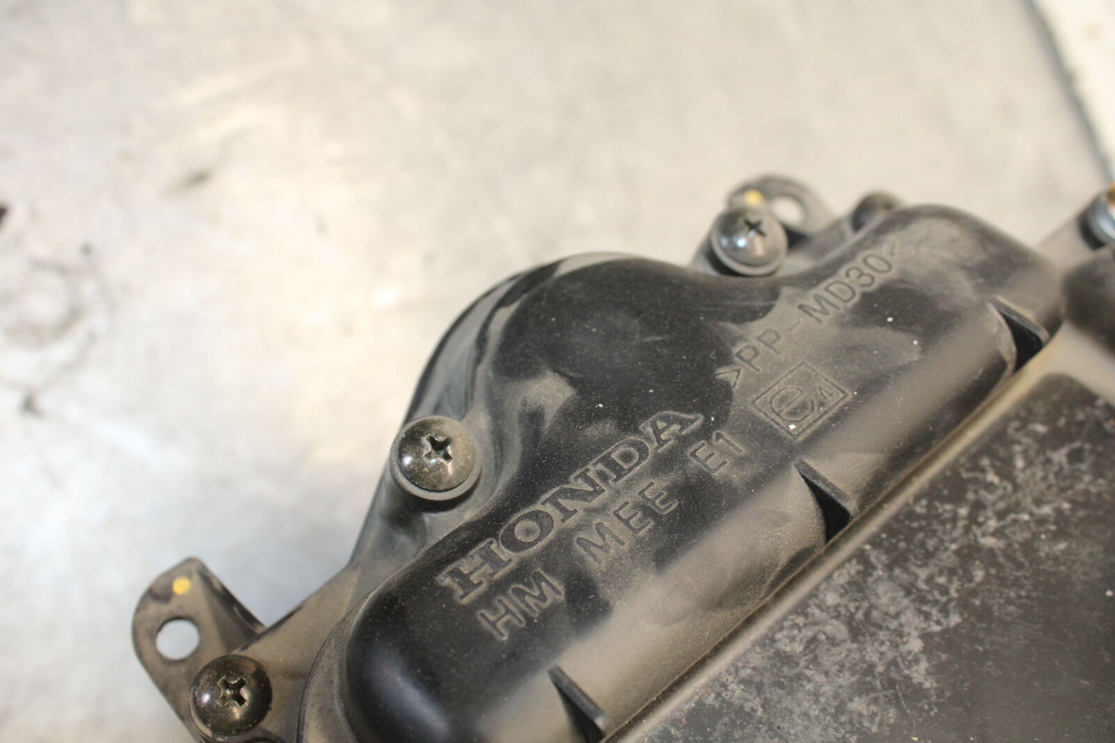 05-06 HONDA CBR600RR AIRBOX AIR INTAKE FILTER BOX  BB655