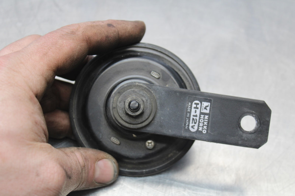 20 TRIUMPH STREET TRIPLE 765 HORN SIGNAL BB864