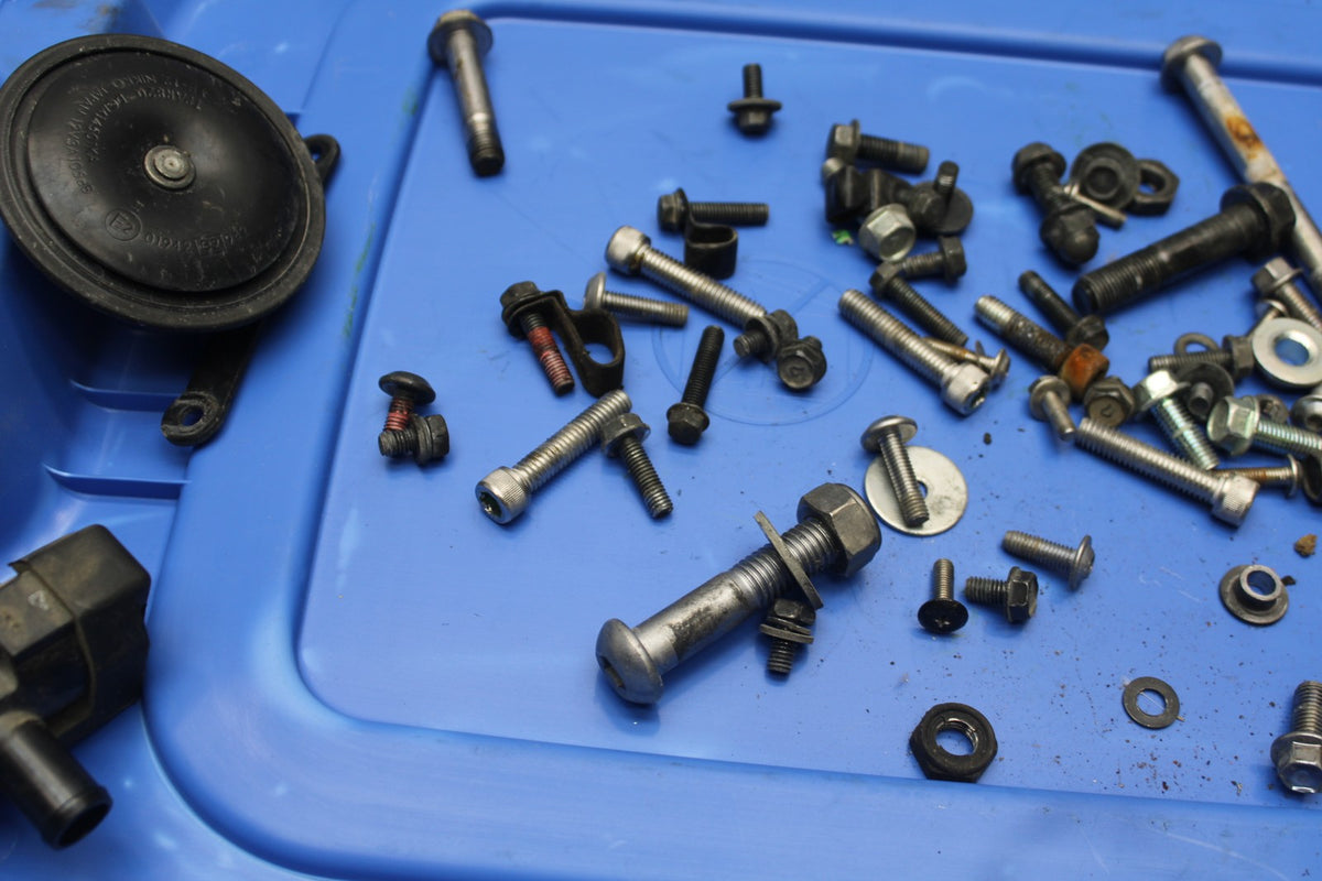 07 KAWASAKI NINJA 650 EX650 MOUNTING BOLTS HARDWARE SCREWS BB844